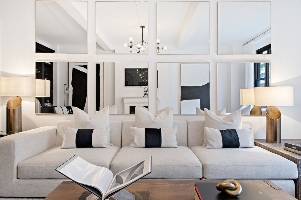 دیوار آینه ای