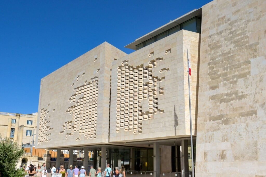 سنگ نما در معماری مدرن و معاصر
