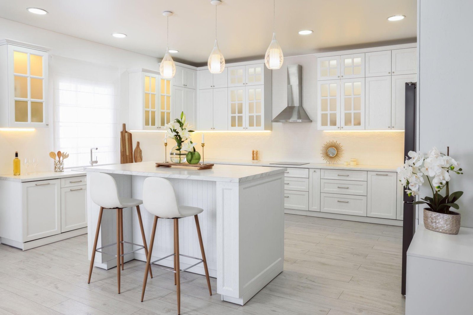 چیدمان گل طبیعی در پذیرایی